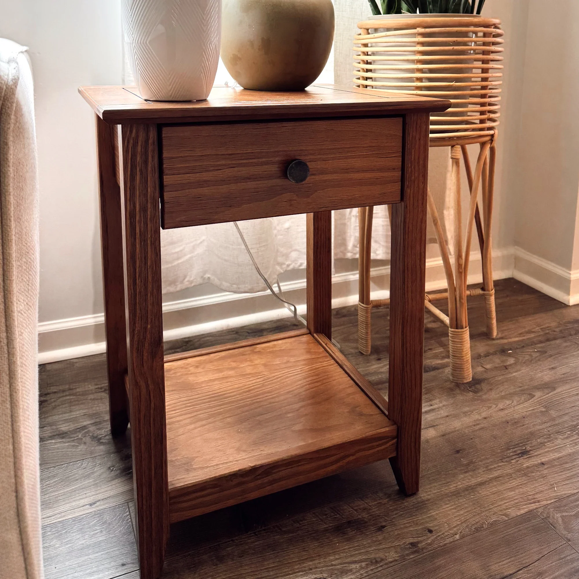Greenport End Table Set (2-piece) - Image 4