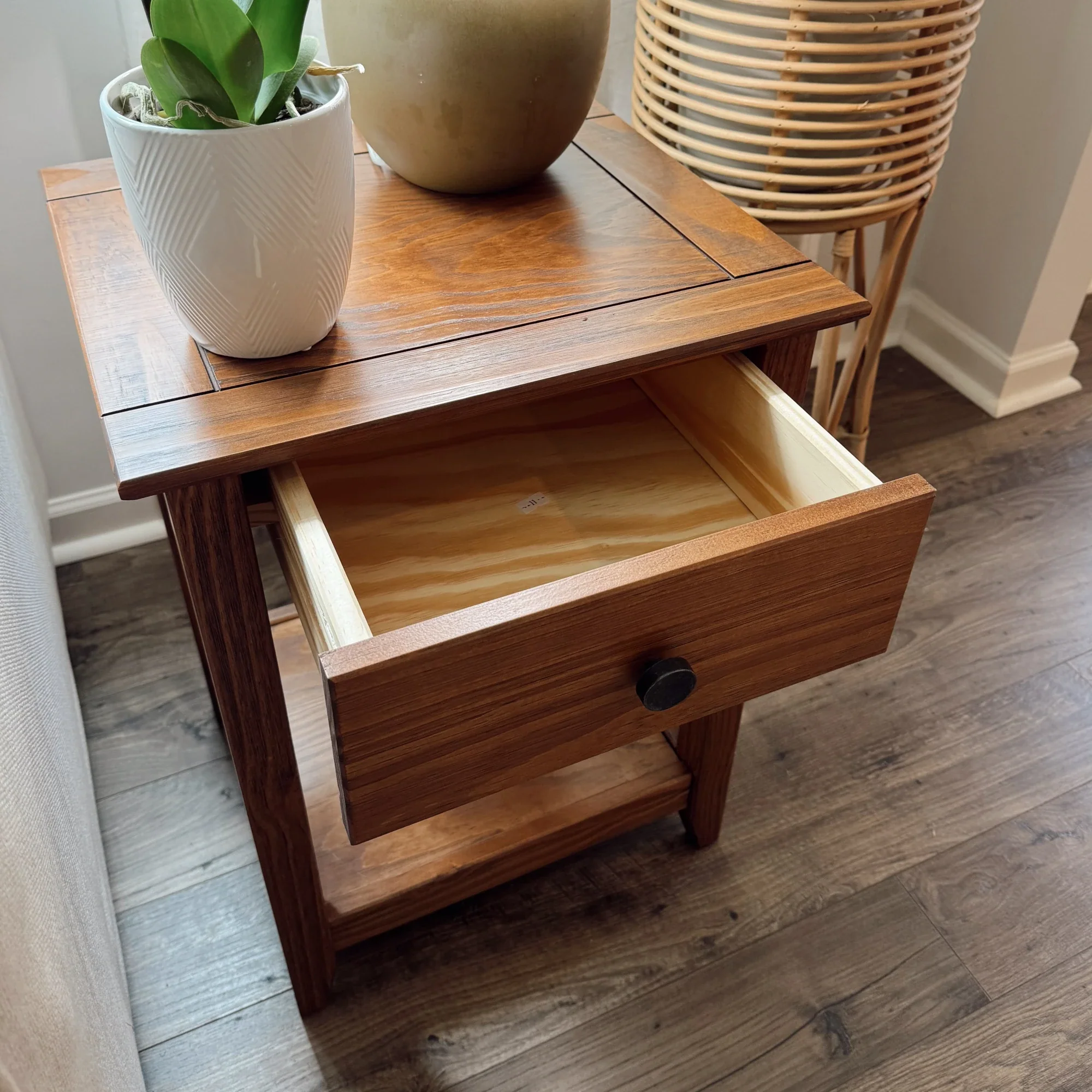 Greenport End Table Set (2-piece) - Image 5